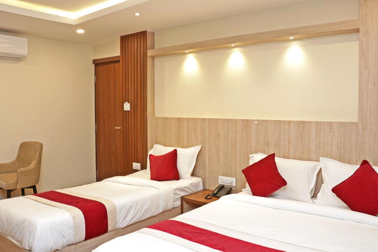 Hotel Nilakantha Pvt. Ltd Katmandú Exterior foto
