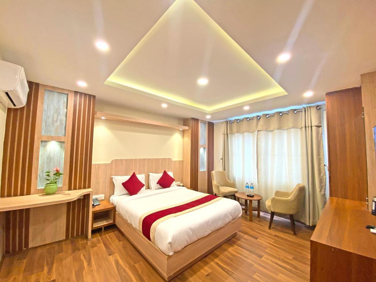 Hotel Nilakantha Pvt. Ltd Katmandú Exterior foto