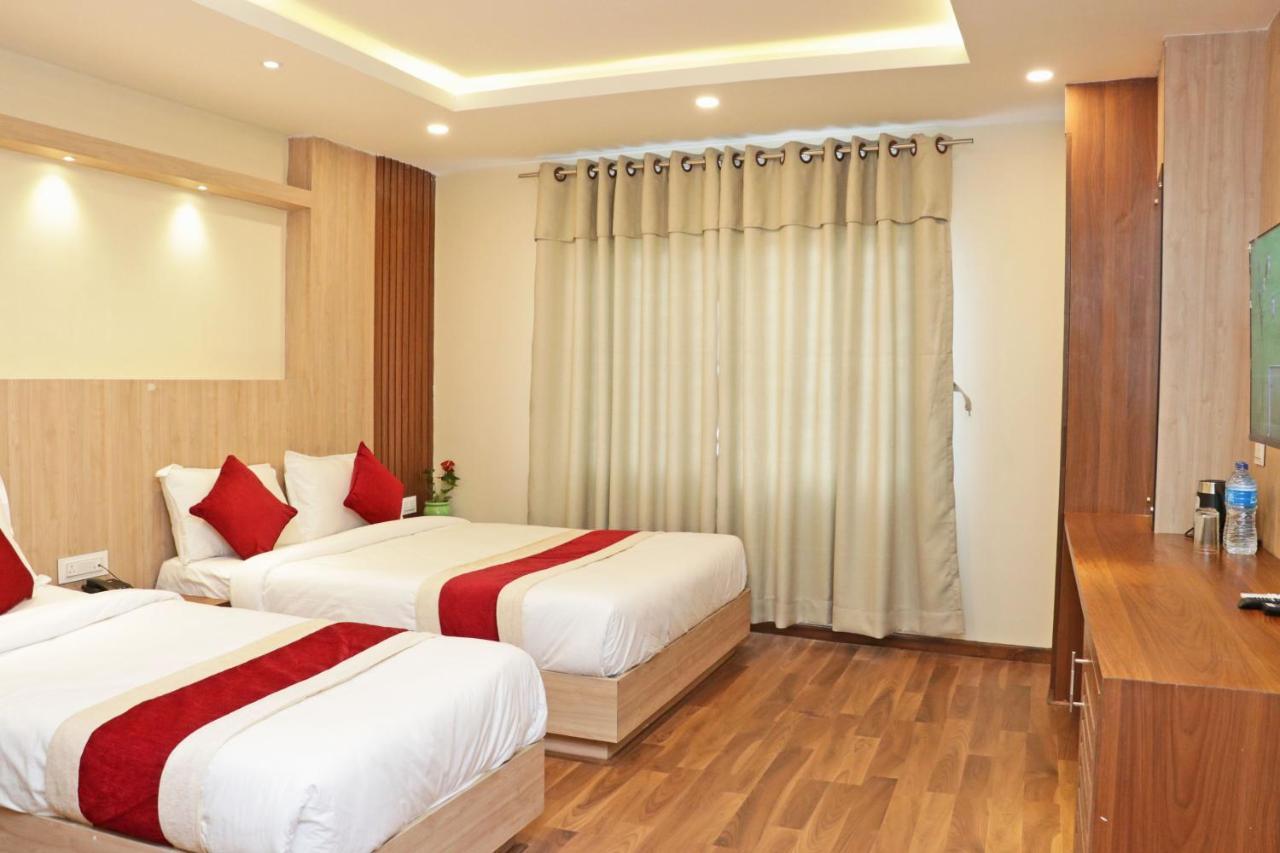 Hotel Nilakantha Pvt. Ltd Katmandú Exterior foto