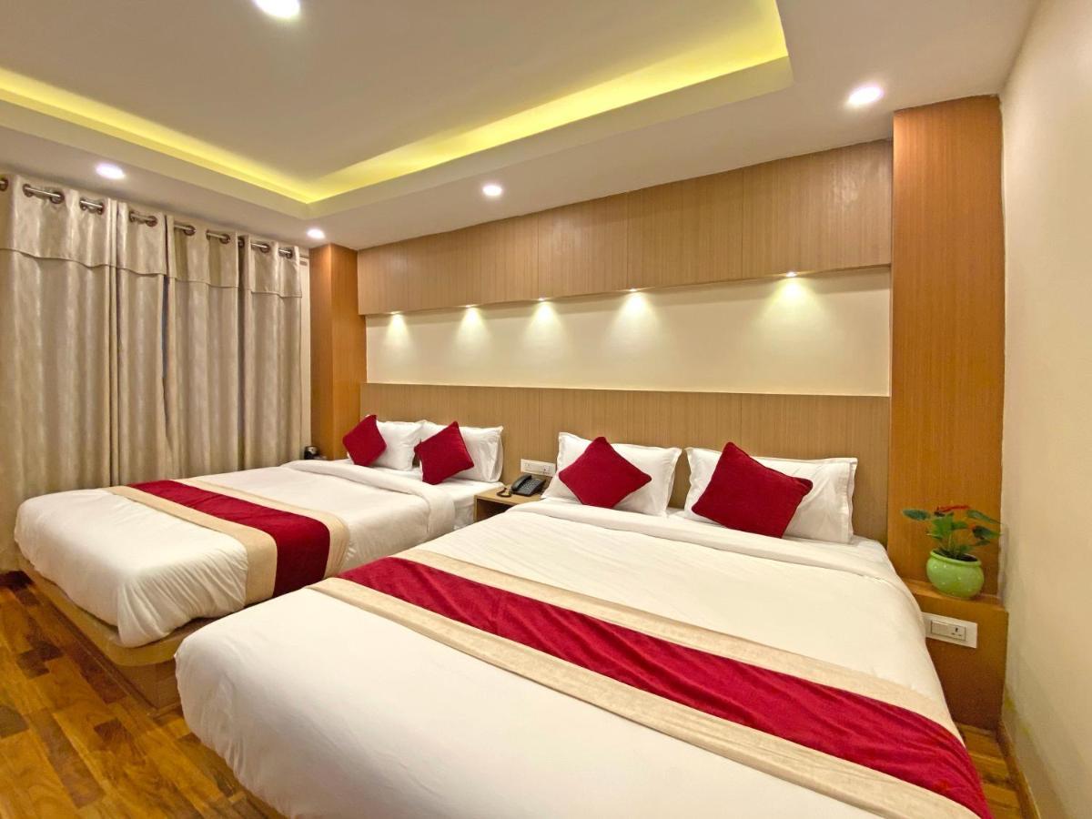 Hotel Nilakantha Pvt. Ltd Katmandú Exterior foto