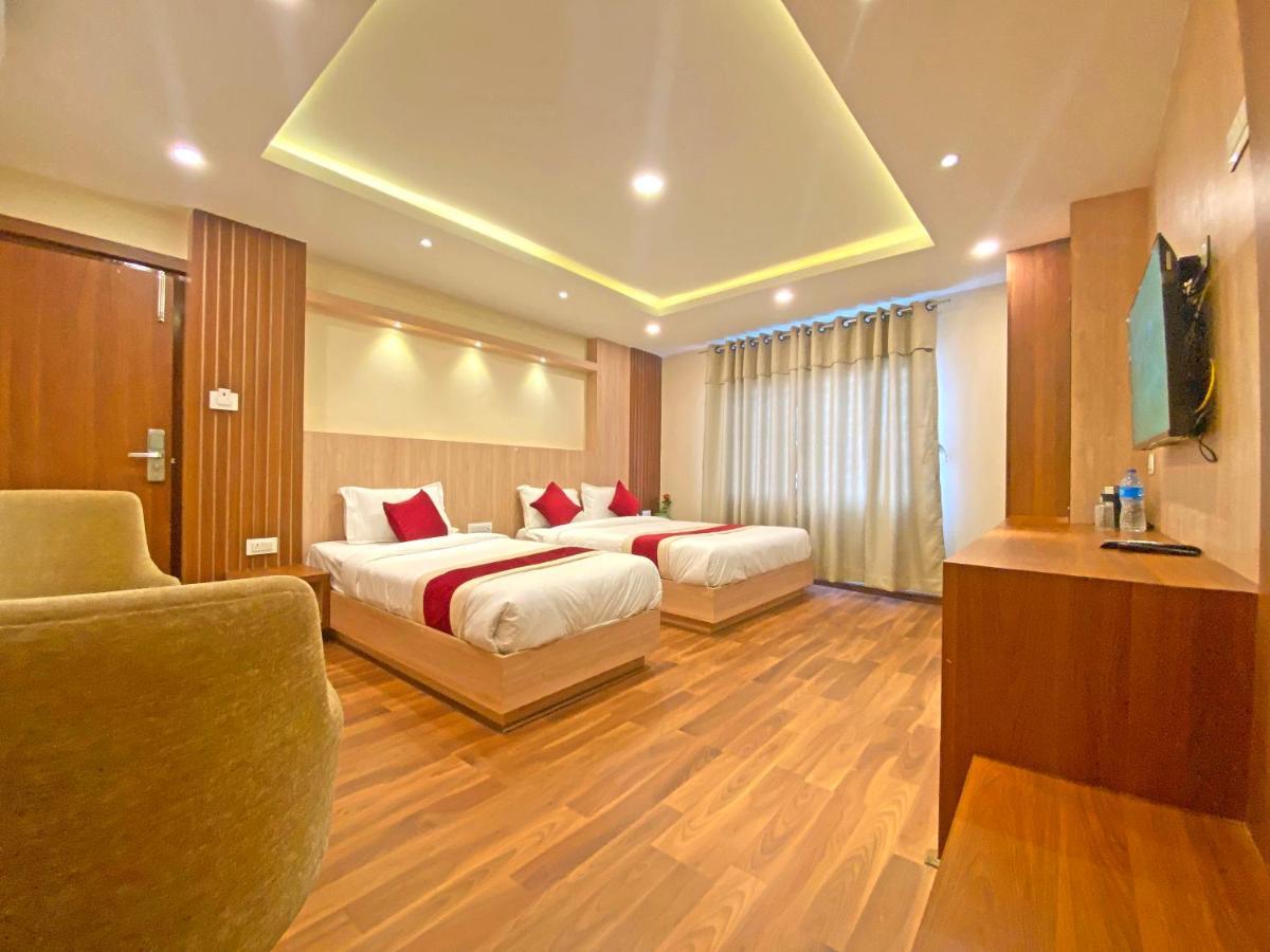 Hotel Nilakantha Pvt. Ltd Katmandú Exterior foto